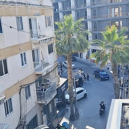 Lovely Paceville G *