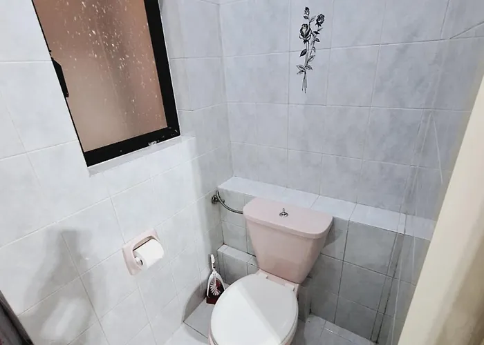 Lovely Paceville G Saint Julian's